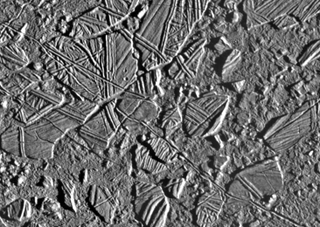 Illustration for article titled Could a Massive Collision Produce a Subsurface Ocean on Pluto?